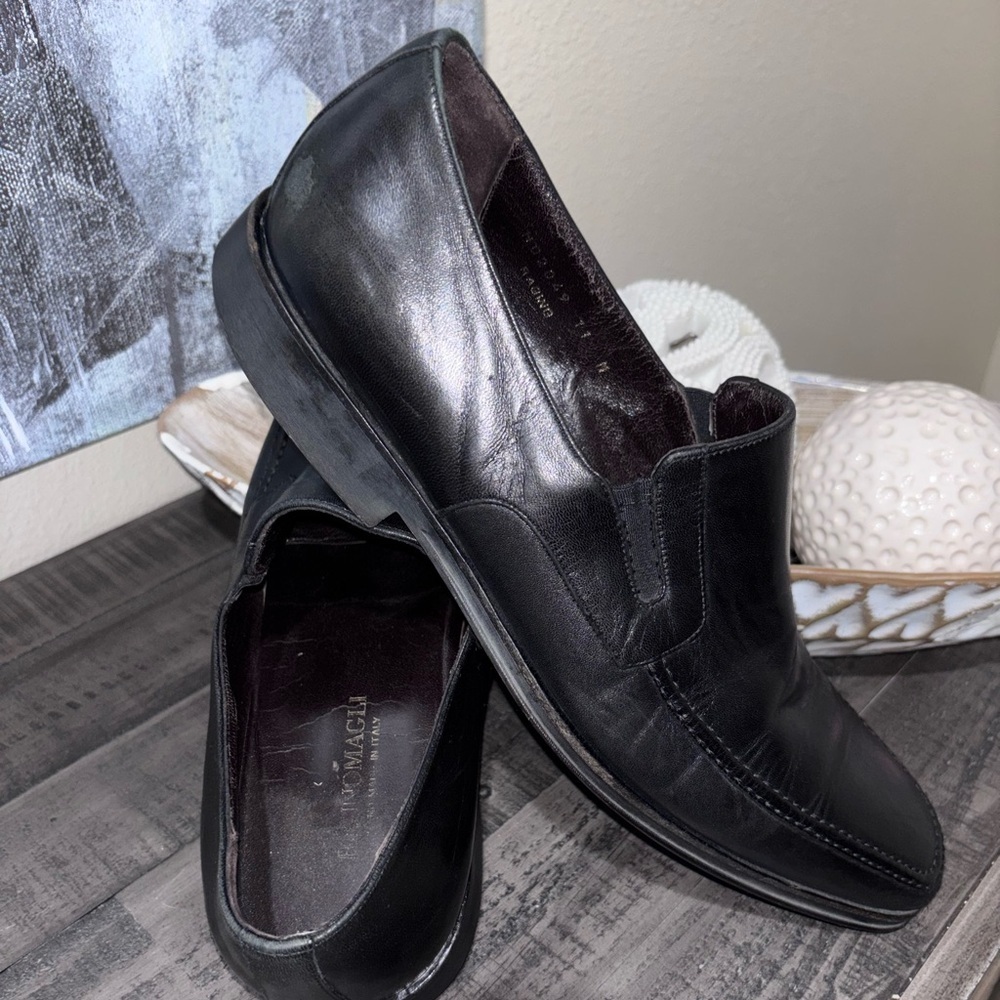 Bruno Magli Men's Raging Leather Slip-On Loafer.​​ - Picture 4 of 12